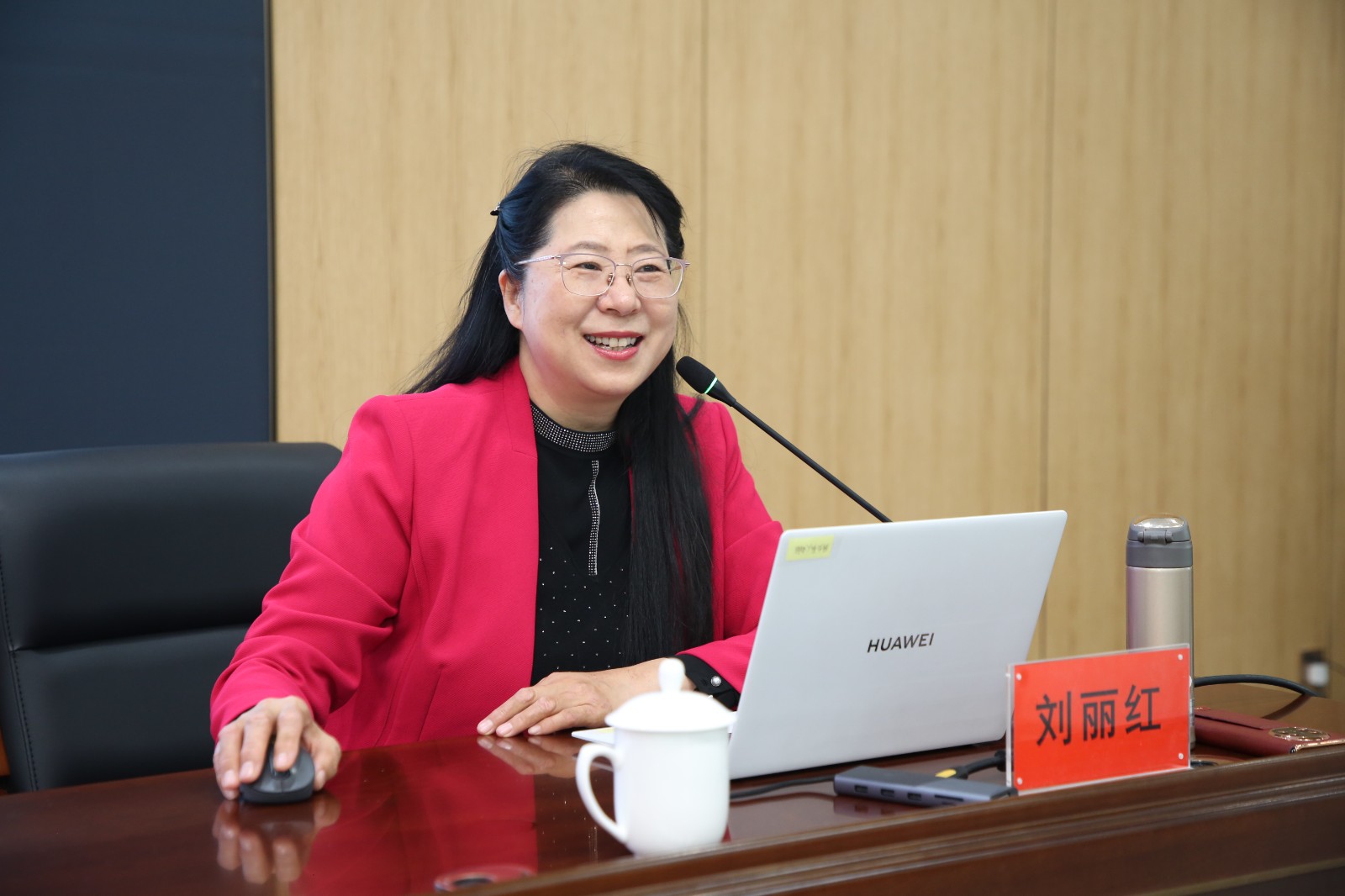 微信图片_20251023181301.jpg 微信图片_20251023181301.jpg