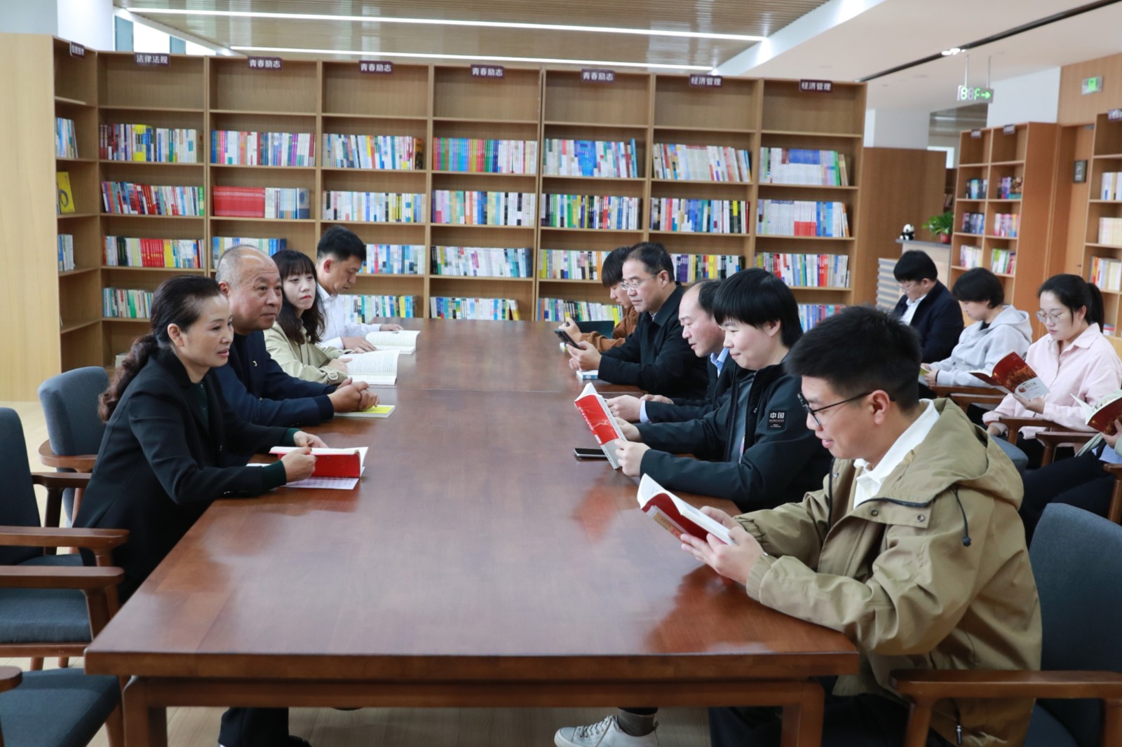 微信图片_20250926165659.jpg 微信图片_20250926165659.jpg