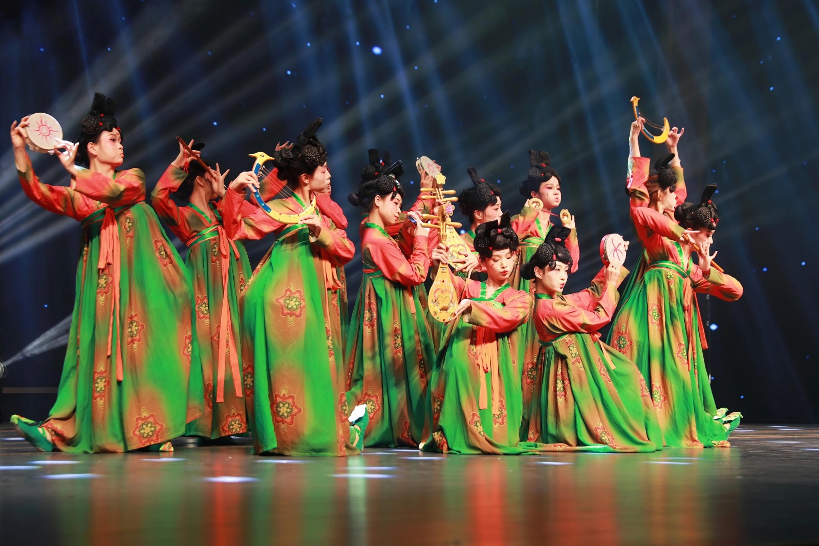 微信图片_20251118091341_328.jpg 微信图片_20251118091341_328.jpg