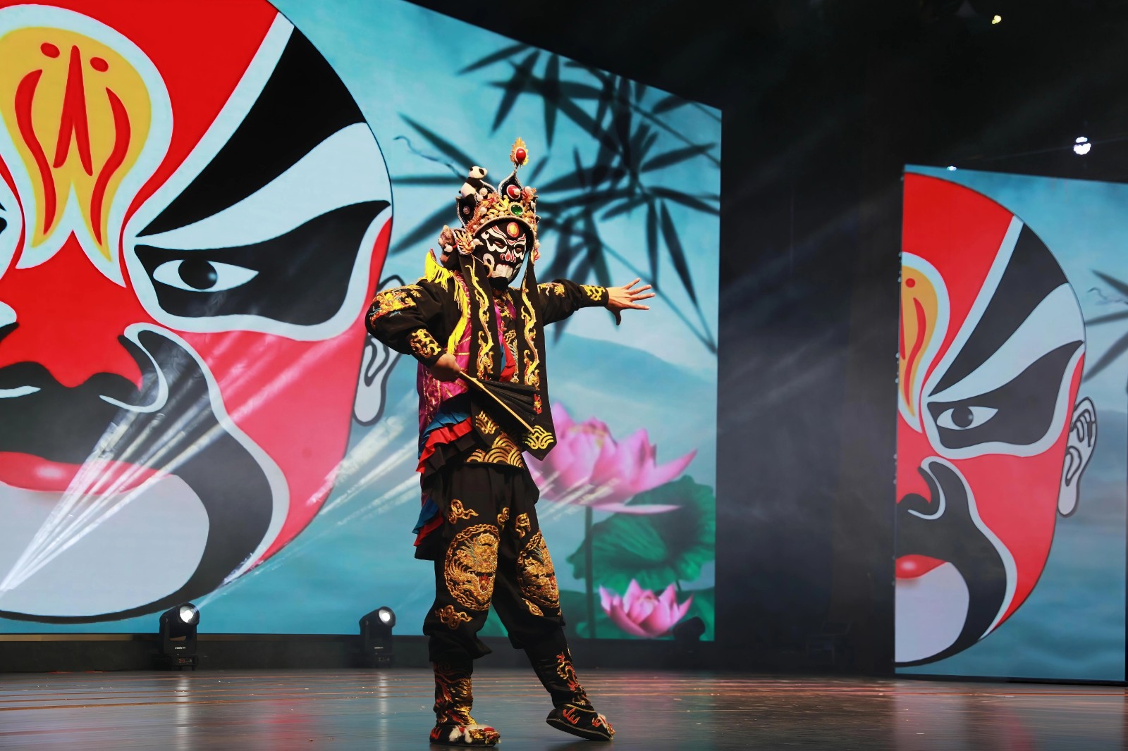 微信图片_20251118091346_326.jpg 微信图片_20251118091346_326.jpg